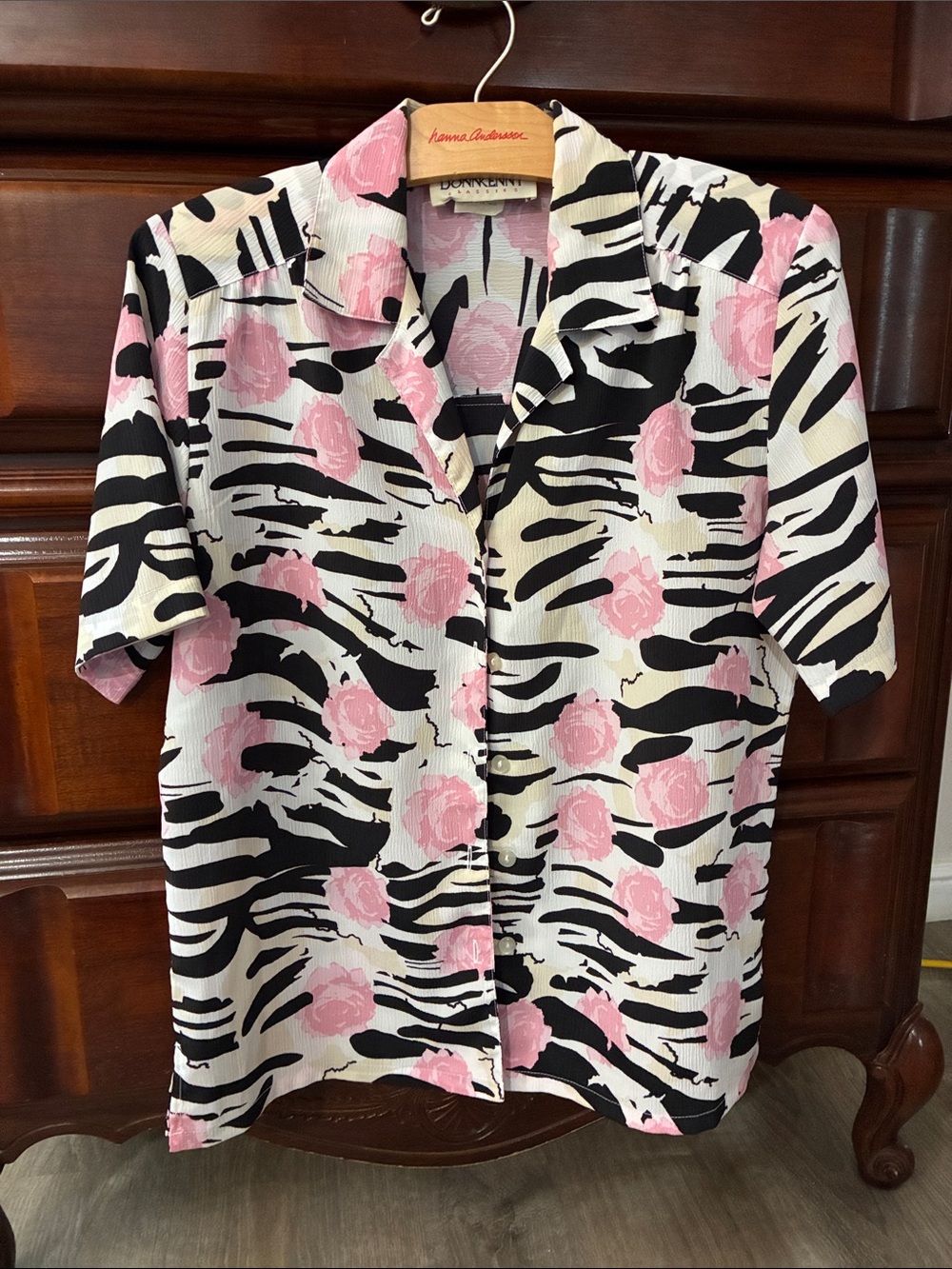 Donnkenny Zebra & Floral Button-Up Blouse | Size Small
